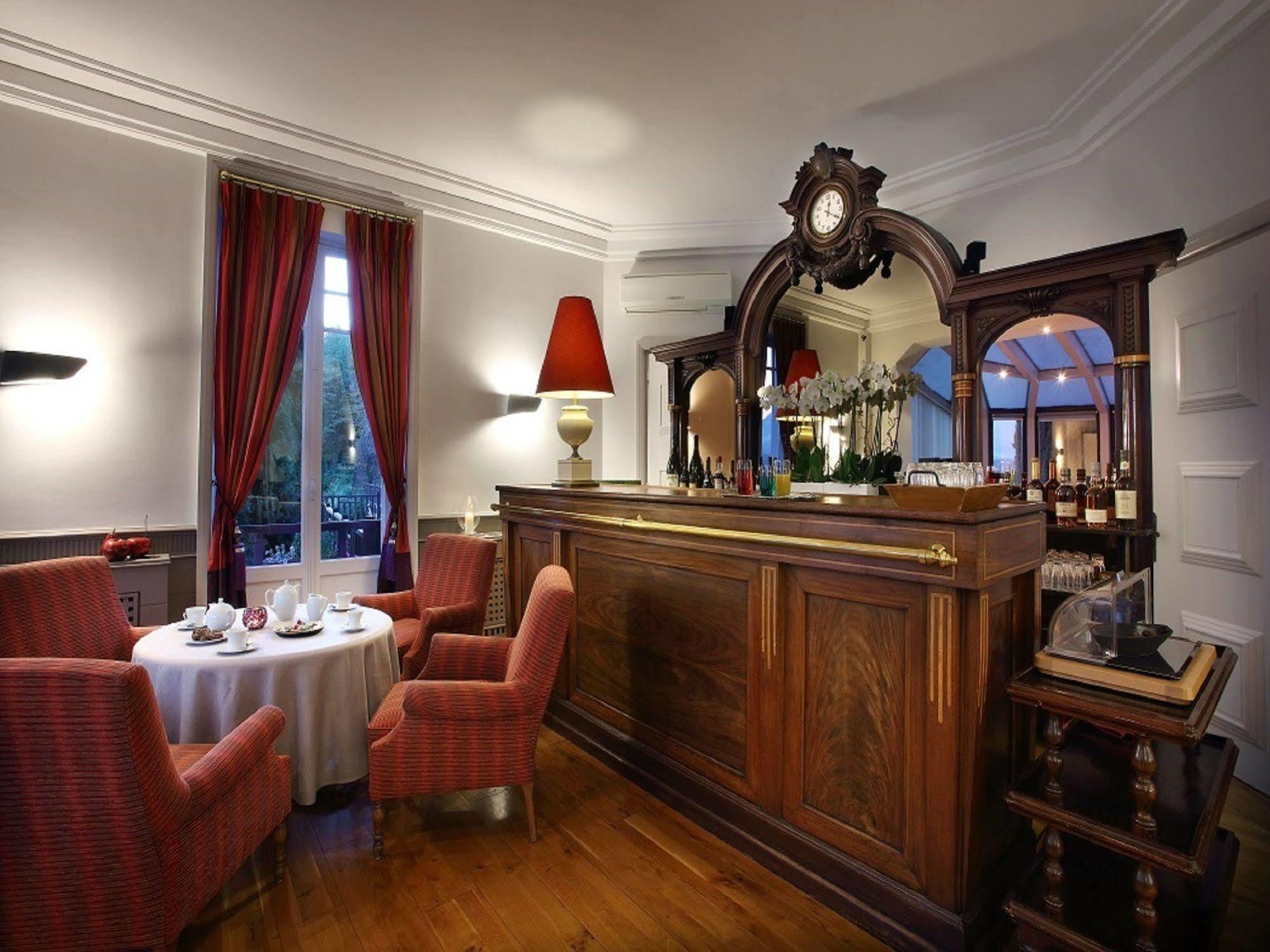 Hotel Ombremont Jean-Pierre Jacob Ле-Бурже-дю-Лак Екстер'єр фото